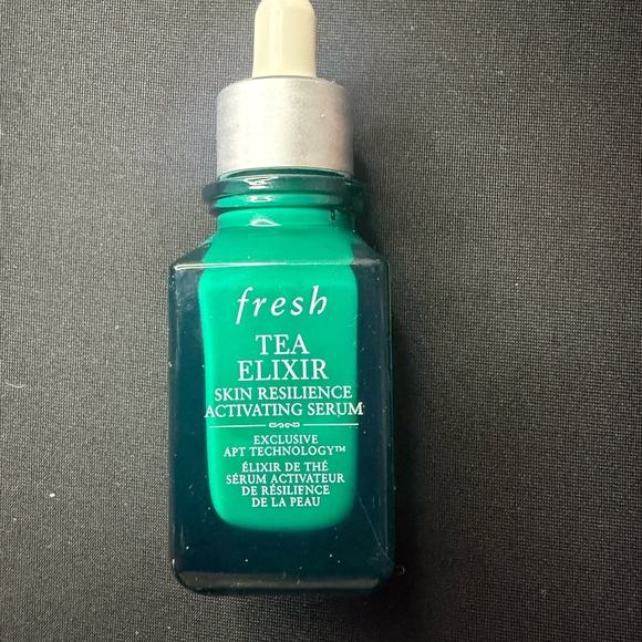 fresh Other - Fresh Tea Elixir Serum - Vibrant Green